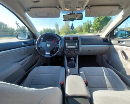 Серый Фольксваген Гольф, объемом двигателя 1.4 л и пробегом 189 тыс. км за 6399 $, фото 5 на Automoto.ua