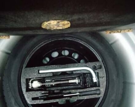 Серый Фольксваген Гольф, объемом двигателя 1.4 л и пробегом 193 тыс. км за 5800 $, фото 9 на Automoto.ua