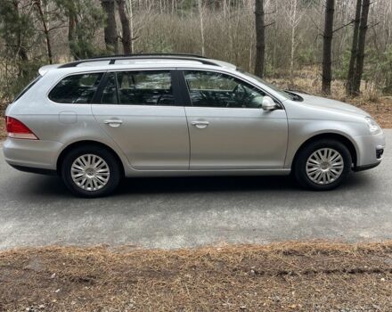 Серый Фольксваген Гольф, объемом двигателя 1.6 л и пробегом 242 тыс. км за 5900 $, фото 4 на Automoto.ua