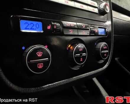 Серый Фольксваген Гольф, объемом двигателя 1.4 л и пробегом 217 тыс. км за 5800 $, фото 11 на Automoto.ua