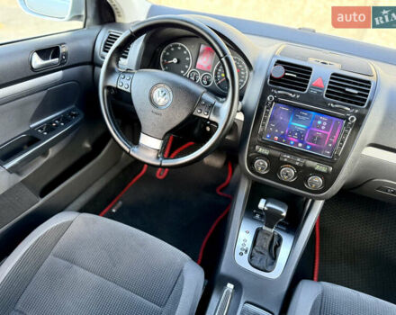 Сірий Фольксваген Гольф, об'ємом двигуна 1.4 л та пробігом 206 тис. км за 6900 $, фото 63 на Automoto.ua