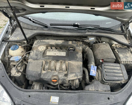 Сірий Фольксваген Гольф, об'ємом двигуна 1.6 л та пробігом 227 тис. км за 6000 $, фото 28 на Automoto.ua