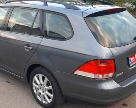 Серый Фольксваген Гольф, объемом двигателя 1.6 л и пробегом 243 тыс. км за 6900 $, фото 4 на Automoto.ua
