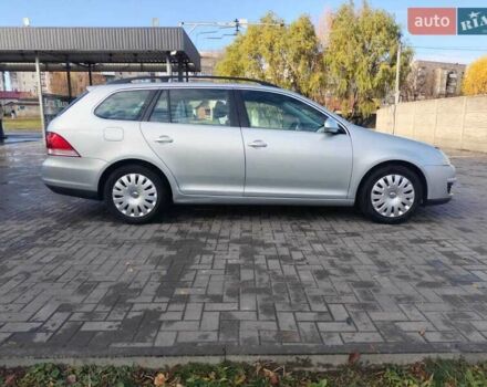 Серый Фольксваген Гольф, объемом двигателя 1.4 л и пробегом 235 тыс. км за 5600 $, фото 7 на Automoto.ua