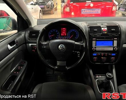 Серый Фольксваген Гольф, объемом двигателя 1.4 л и пробегом 217 тыс. км за 5800 $, фото 10 на Automoto.ua