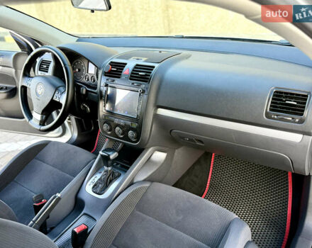 Сірий Фольксваген Гольф, об'ємом двигуна 1.4 л та пробігом 206 тис. км за 6900 $, фото 56 на Automoto.ua