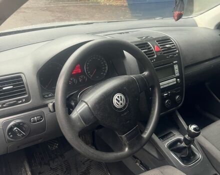 Серый Фольксваген Гольф, объемом двигателя 1.9 л и пробегом 350 тыс. км за 2050 $, фото 6 на Automoto.ua