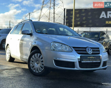 Сірий Фольксваген Гольф, об'ємом двигуна 1.6 л та пробігом 231 тис. км за 7100 $, фото 2 на Automoto.ua