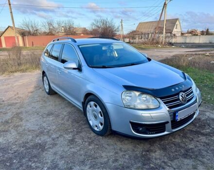 Серый Фольксваген Гольф, объемом двигателя 1.4 л и пробегом 241 тыс. км за 6400 $, фото 2 на Automoto.ua