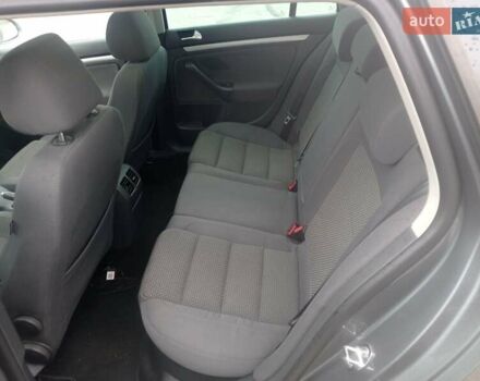 Серый Фольксваген Гольф, объемом двигателя 1.4 л и пробегом 196 тыс. км за 5650 $, фото 1 на Automoto.ua