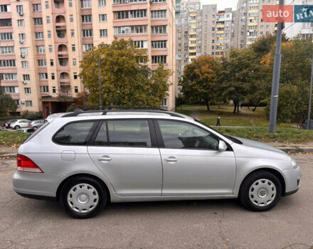 Серый Фольксваген Гольф, объемом двигателя 1.6 л и пробегом 250 тыс. км за 5999 $, фото 4 на Automoto.ua