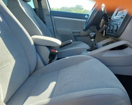 Серый Фольксваген Гольф, объемом двигателя 1.4 л и пробегом 189 тыс. км за 6399 $, фото 14 на Automoto.ua