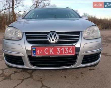 Серый Фольксваген Гольф, объемом двигателя 1.6 л и пробегом 202 тыс. км за 6000 $, фото 2 на Automoto.ua