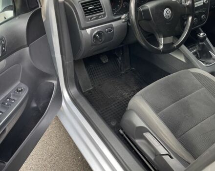 Серый Фольксваген Гольф, объемом двигателя 1.6 л и пробегом 242 тыс. км за 5900 $, фото 10 на Automoto.ua