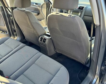 Серый Фольксваген Гольф, объемом двигателя 1.6 л и пробегом 295 тыс. км за 6500 $, фото 4 на Automoto.ua