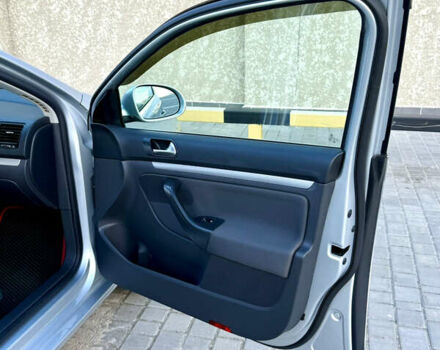 Сірий Фольксваген Гольф, об'ємом двигуна 1.4 л та пробігом 206 тис. км за 6900 $, фото 47 на Automoto.ua