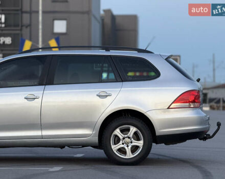 Серый Фольксваген Гольф, объемом двигателя 1.6 л и пробегом 287 тыс. км за 5950 $, фото 14 на Automoto.ua