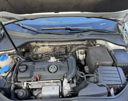 Серый Фольксваген Гольф, объемом двигателя 1.39 л и пробегом 241 тыс. км за 6300 $, фото 6 на Automoto.ua