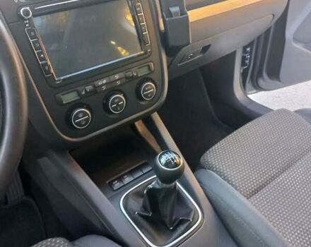 Серый Фольксваген Гольф, объемом двигателя 1.39 л и пробегом 260 тыс. км за 7000 $, фото 6 на Automoto.ua