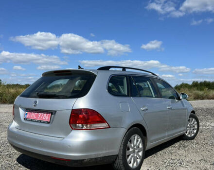 Серый Фольксваген Гольф, объемом двигателя 1.6 л и пробегом 220 тыс. км за 7300 $, фото 57 на Automoto.ua