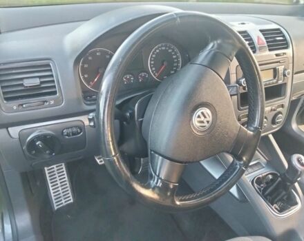 Серый Фольксваген Гольф, объемом двигателя 1.4 л и пробегом 255 тыс. км за 5400 $, фото 5 на Automoto.ua