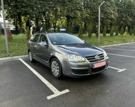 Сірий Фольксваген Гольф, об'ємом двигуна 1.6 л та пробігом 202 тис. км за 5800 $, фото 1 на Automoto.ua