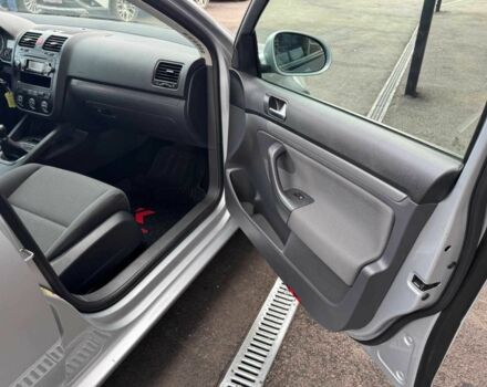 Сірий Фольксваген Гольф, об'ємом двигуна 1.6 л та пробігом 176 тис. км за 7699 $, фото 16 на Automoto.ua