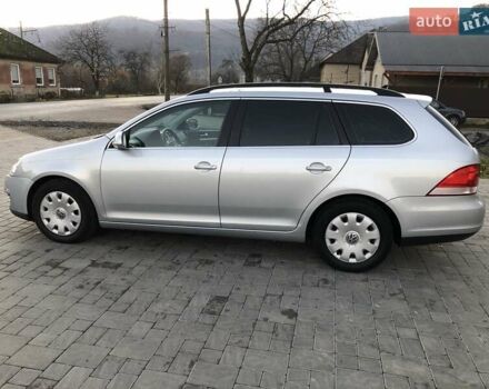 Фольксваген Гольф 2009 в Ужгороде на Automoto.ua Серый Фольксваген Гольф, объемом двигателя 1.39 л и пробегом 183 тыс. км за 6200 $, фото 3 на Automoto.ua