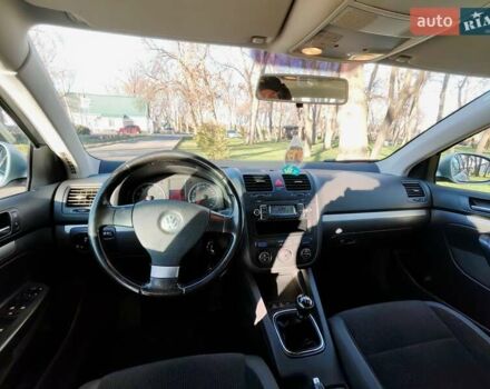 Серый Фольксваген Гольф, объемом двигателя 1.4 л и пробегом 245 тыс. км за 6000 $, фото 16 на Automoto.ua