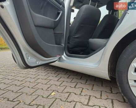 Серый Фольксваген Гольф, объемом двигателя 1.6 л и пробегом 284 тыс. км за 6350 $, фото 6 на Automoto.ua