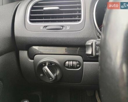 Серый Фольксваген Гольф, объемом двигателя 1.6 л и пробегом 253 тыс. км за 7700 $, фото 54 на Automoto.ua