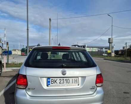 Серый Фольксваген Гольф, объемом двигателя 1.6 л и пробегом 342 тыс. км за 7000 $, фото 3 на Automoto.ua