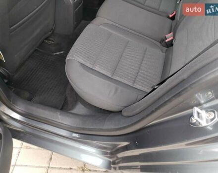 Серый Фольксваген Гольф, объемом двигателя 1.6 л и пробегом 253 тыс. км за 7700 $, фото 34 на Automoto.ua