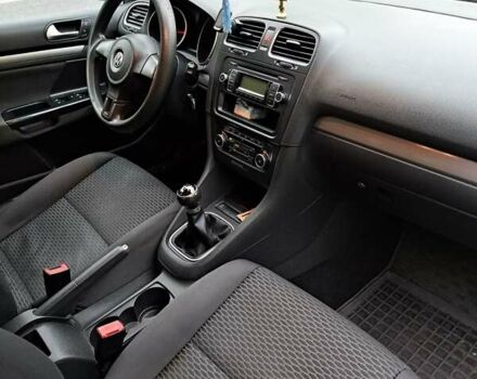 Фольксваген Гольф 2009 в Нетешине на Automoto.ua Серый Фольксваген Гольф, объемом двигателя 1.6 л и пробегом 245 тыс. км за 6900 $, фото 14 на Automoto.ua