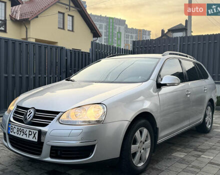 Серый Фольксваген Гольф, объемом двигателя 1.6 л и пробегом 225 тыс. км за 6450 $, фото 8 на Automoto.ua
