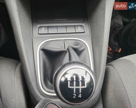 Серый Фольксваген Гольф, объемом двигателя 1.6 л и пробегом 253 тыс. км за 7700 $, фото 57 на Automoto.ua