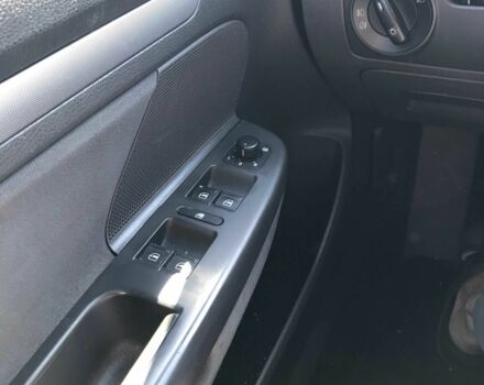 Серый Фольксваген Гольф, объемом двигателя 1.4 л и пробегом 131 тыс. км за 8800 $, фото 15 на Automoto.ua