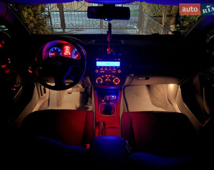 Серый Фольксваген Гольф, объемом двигателя 1.9 л и пробегом 343 тыс. км за 6600 $, фото 17 на Automoto.ua