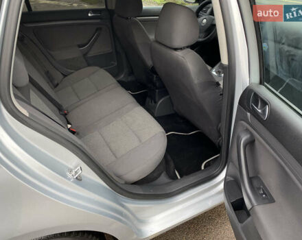 Сірий Фольксваген Гольф, об'ємом двигуна 1.6 л та пробігом 206 тис. км за 6750 $, фото 19 на Automoto.ua