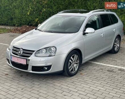 Серый Фольксваген Гольф, объемом двигателя 1.4 л и пробегом 214 тыс. км за 6200 $, фото 2 на Automoto.ua
