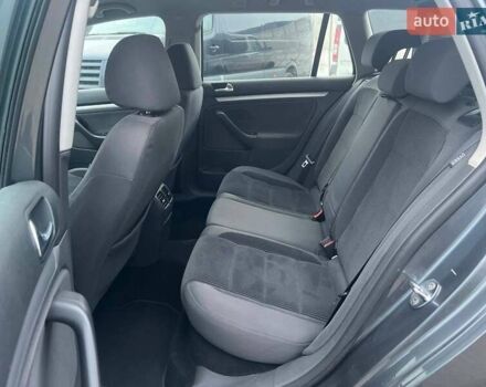 Серый Фольксваген Гольф, объемом двигателя 1.4 л и пробегом 263 тыс. км за 6500 $, фото 15 на Automoto.ua