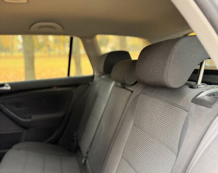 Сірий Фольксваген Гольф, об'ємом двигуна 1.39 л та пробігом 173 тис. км за 7800 $, фото 28 на Automoto.ua