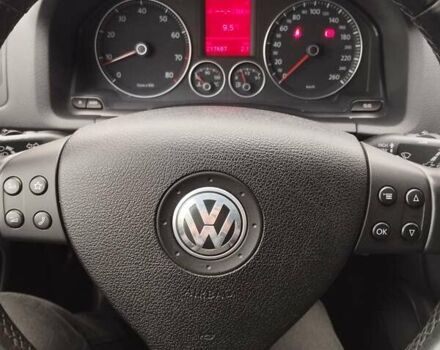 Сірий Фольксваген Гольф, об'ємом двигуна 1.39 л та пробігом 218 тис. км за 6000 $, фото 7 на Automoto.ua