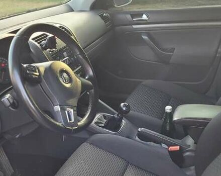 Сірий Фольксваген Гольф, об'ємом двигуна 1.4 л та пробігом 245 тис. км за 5700 $, фото 2 на Automoto.ua