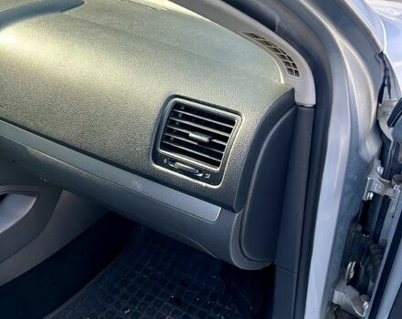 Серый Фольксваген Гольф, объемом двигателя 1.9 л и пробегом 276 тыс. км за 5600 $, фото 9 на Automoto.ua