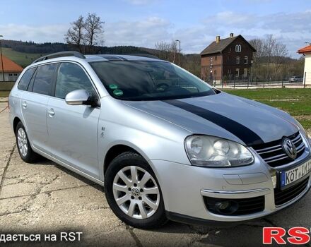 Серый Фольксваген Гольф, объемом двигателя 1.4 л и пробегом 236 тыс. км за 3800 $, фото 1 на Automoto.ua