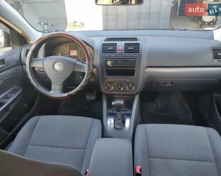 Серый Фольксваген Гольф, объемом двигателя 1.4 л и пробегом 325 тыс. км за 6300 $, фото 11 на Automoto.ua