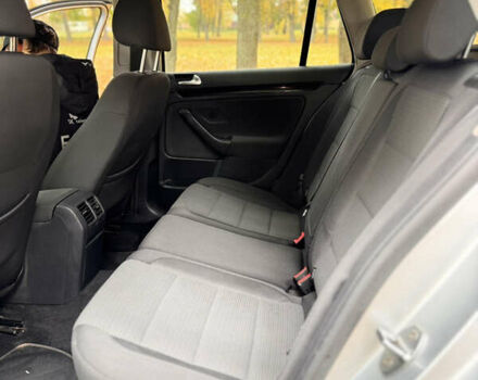 Сірий Фольксваген Гольф, об'ємом двигуна 1.39 л та пробігом 173 тис. км за 7800 $, фото 22 на Automoto.ua