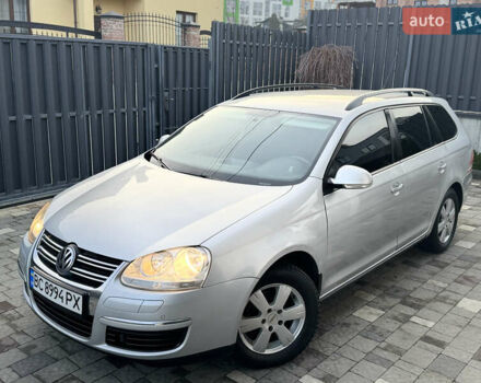 Серый Фольксваген Гольф, объемом двигателя 1.6 л и пробегом 225 тыс. км за 6450 $, фото 1 на Automoto.ua