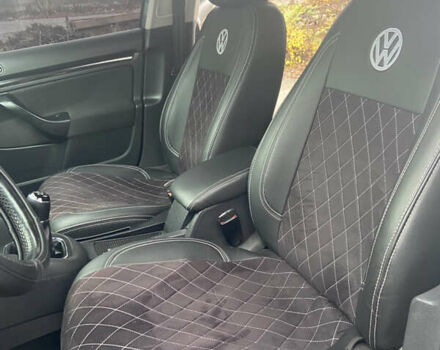 Сірий Фольксваген Гольф, об'ємом двигуна 1.6 л та пробігом 283 тис. км за 7500 $, фото 9 на Automoto.ua